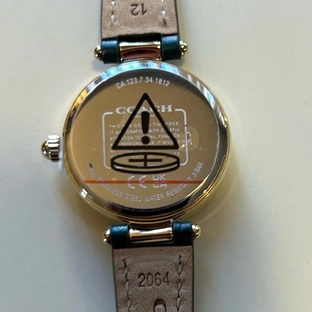 Coach Park Watch With 26mm Bottle Green Perl Face & Bottle Green Leather Band - Picture 4 of 9
